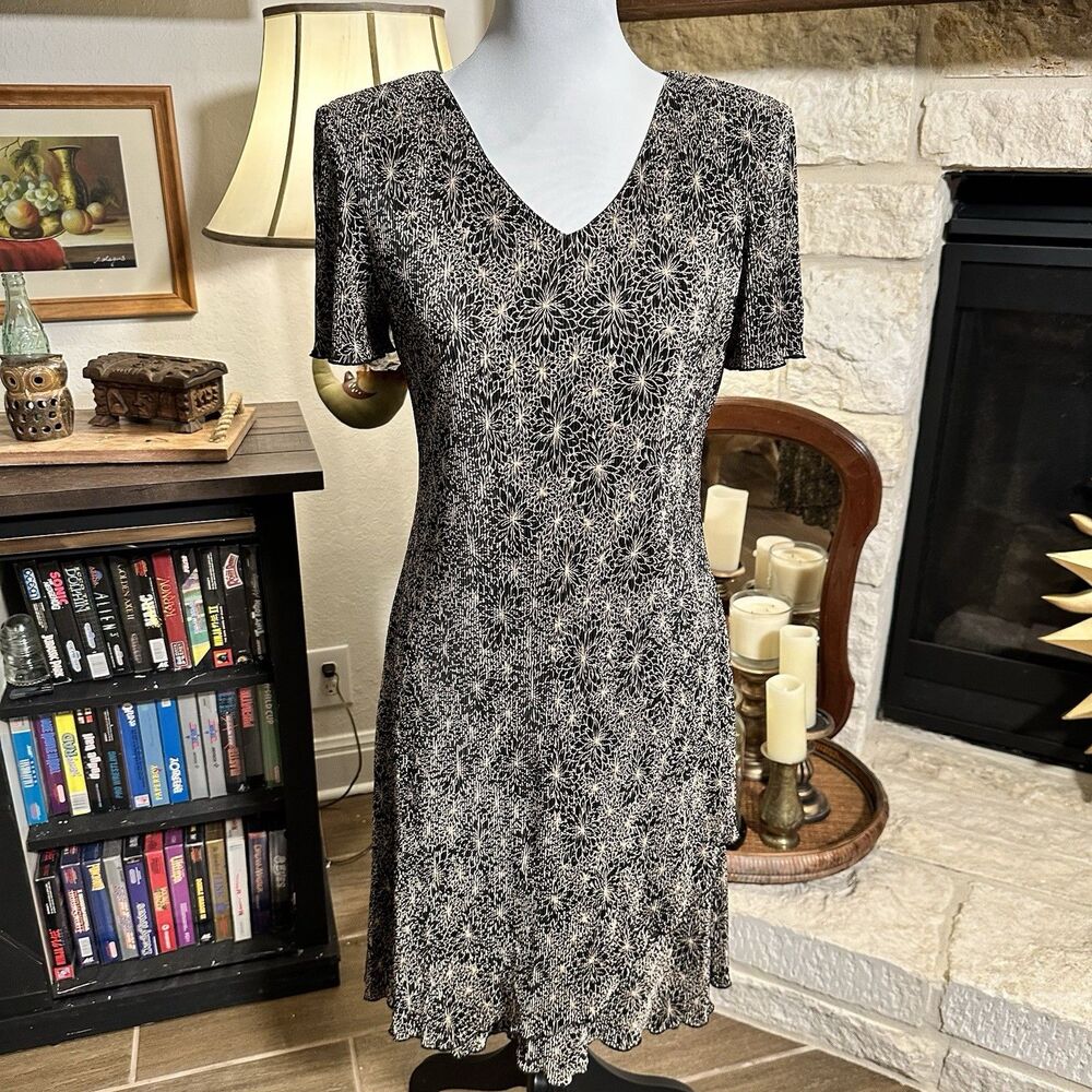 VTG 90's DressBarn Shirt Dress Midi Womens 8 Black Floral Micro pleated